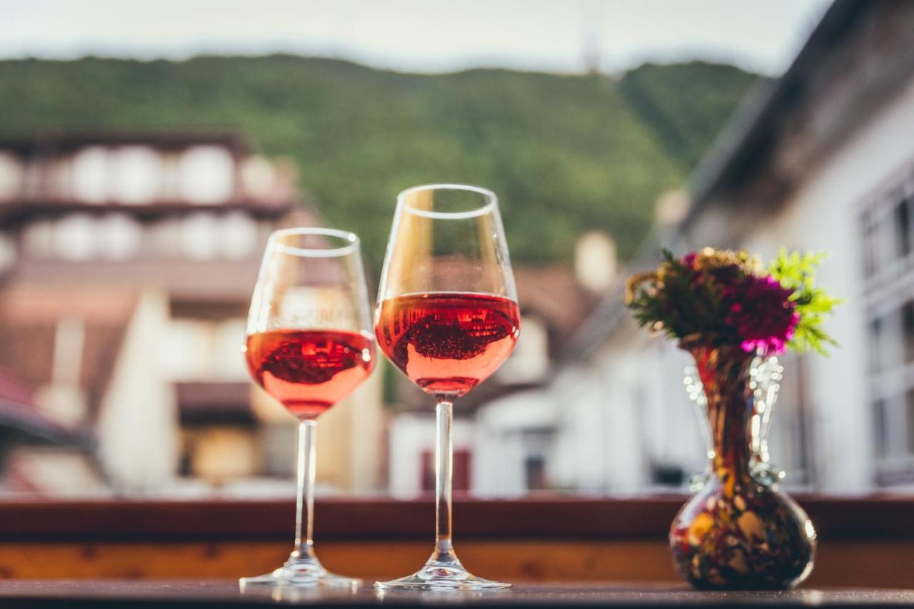 Wood House Republicii Hotel Brasov Ngoại thất bức ảnh