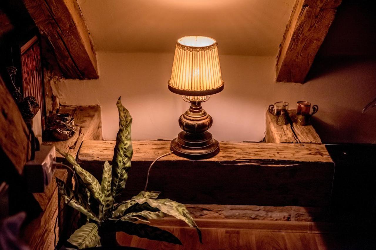 Wood House Republicii Hotel Brasov Ngoại thất bức ảnh
