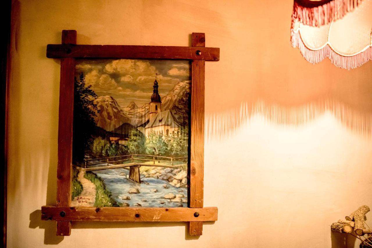 Wood House Republicii Hotel Brasov Ngoại thất bức ảnh