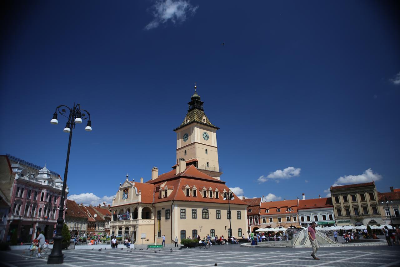 Wood House Republicii Hotel Brasov Ngoại thất bức ảnh