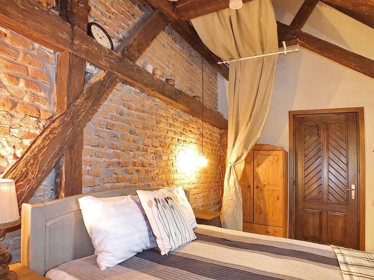 Wood House Republicii Hotel Brasov Ngoại thất bức ảnh
